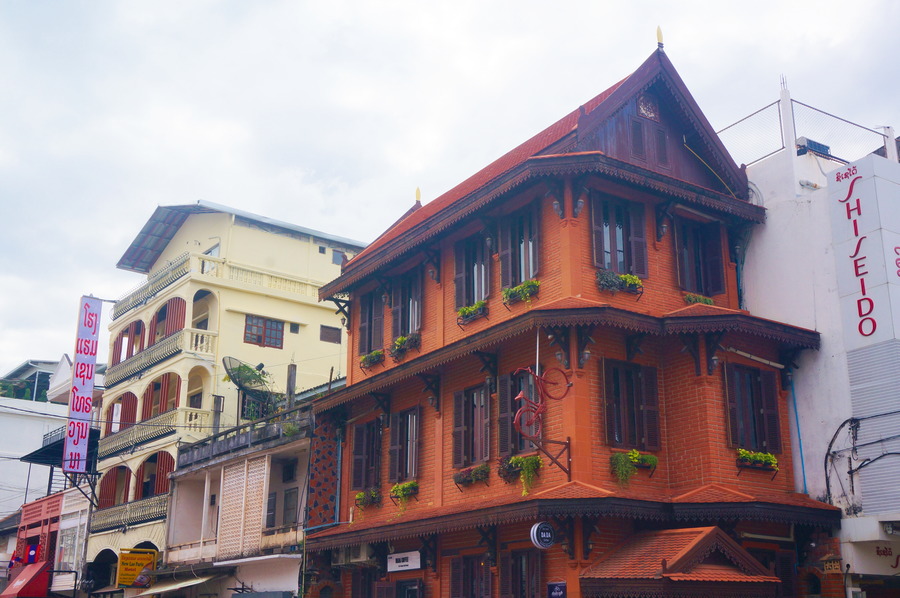 Vang Vien et Vientiane : petit tour dans les paysages somptueux du nord du&nbsp;Laos